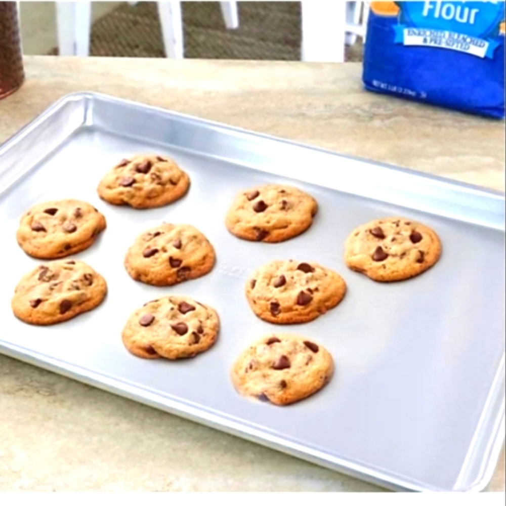 Baking sheet Pan,,Martha Stewart,, from macys ,aluminum Constuction, New - Picture 2 of 8